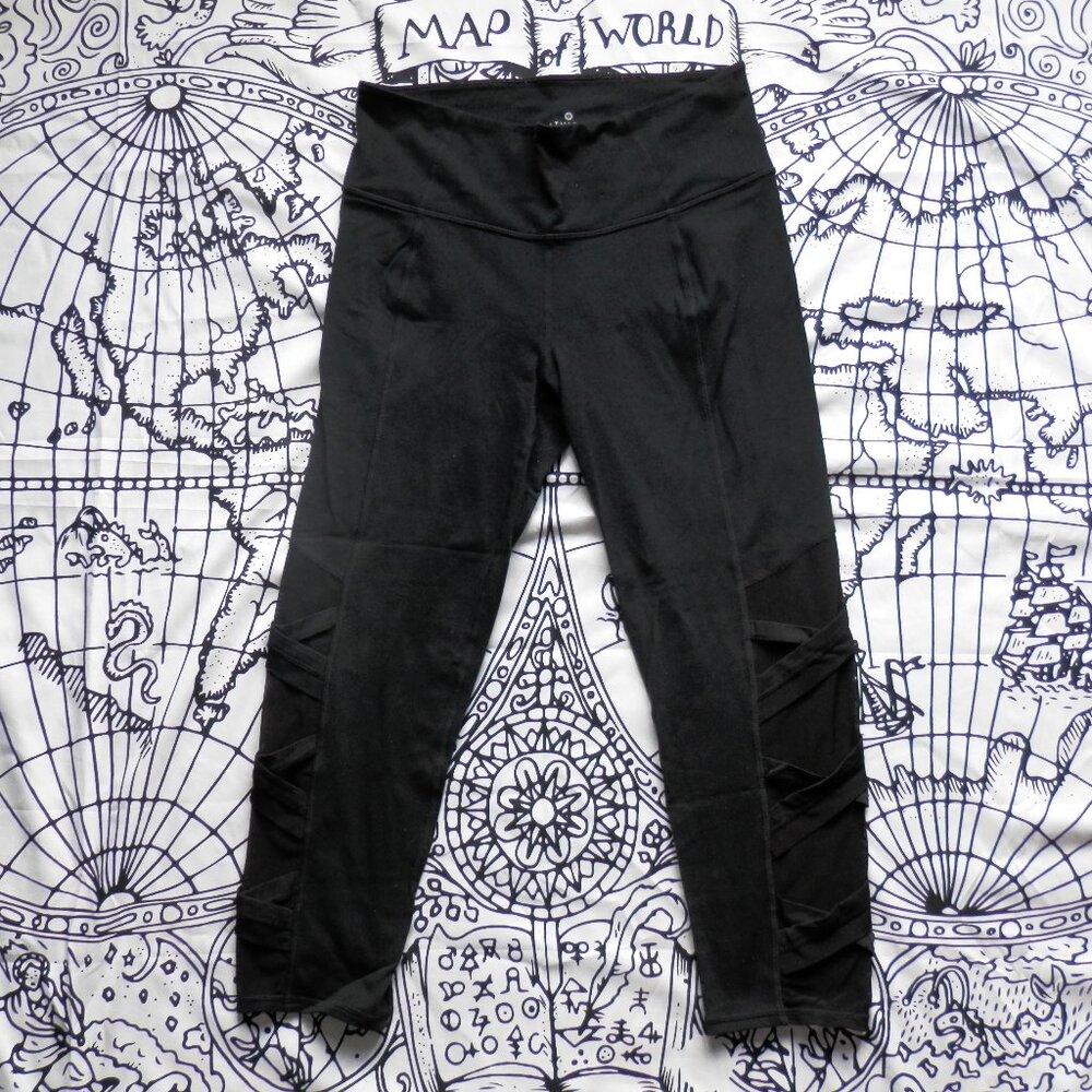 Athleta || High Rise Mesh Chaturanga Capri